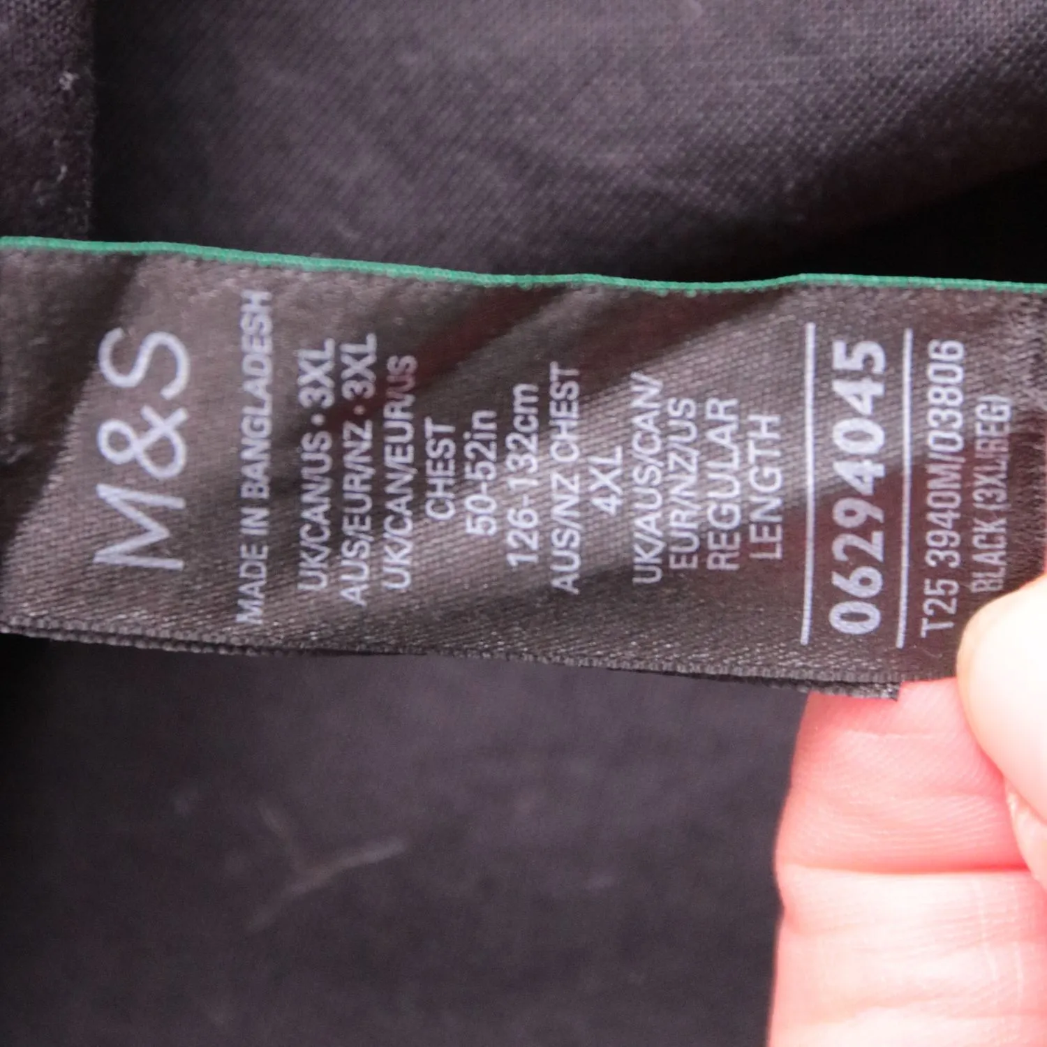 Чёрная рубашка M&S прямого кроя, размер 60 (3XL)