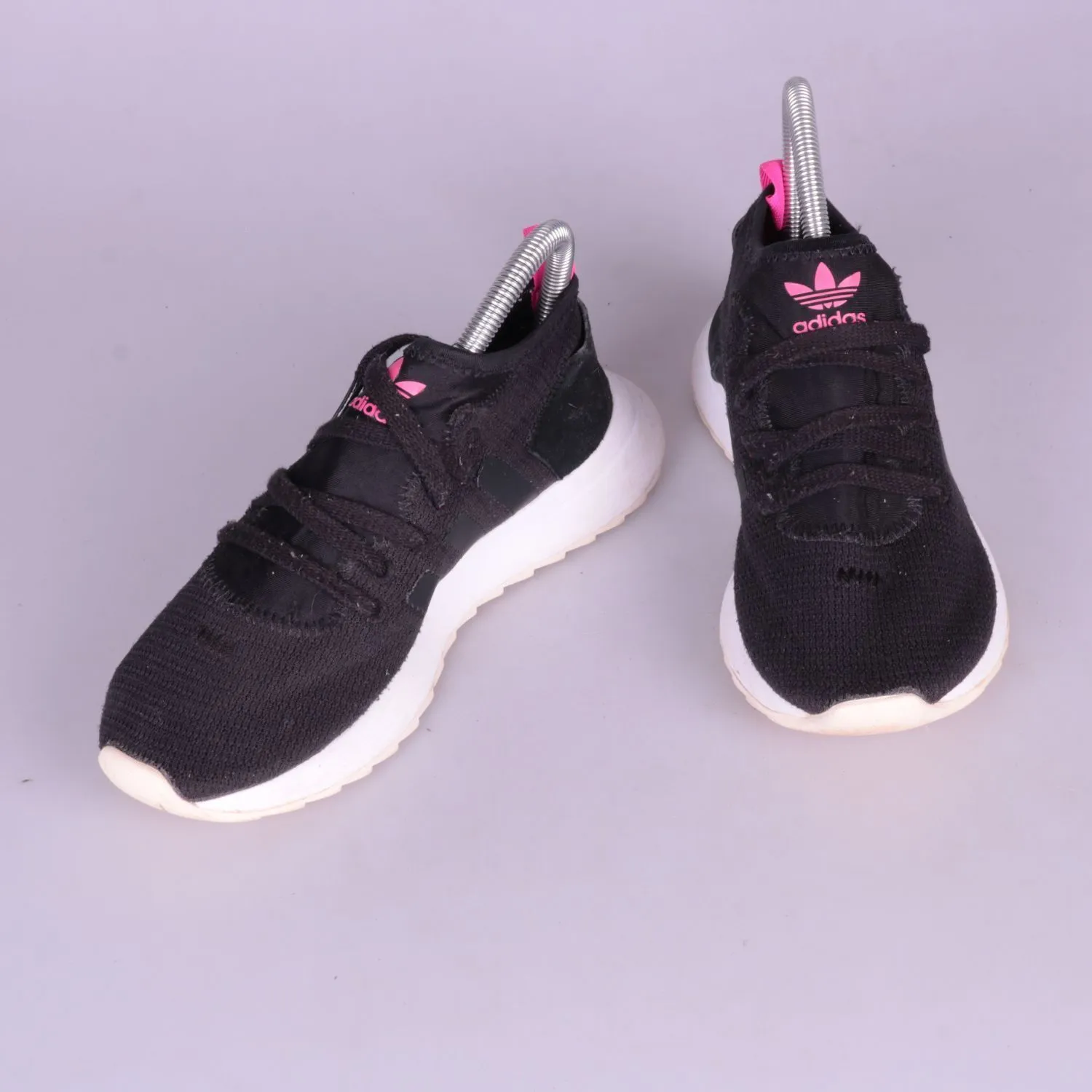 кроссовки Adidas