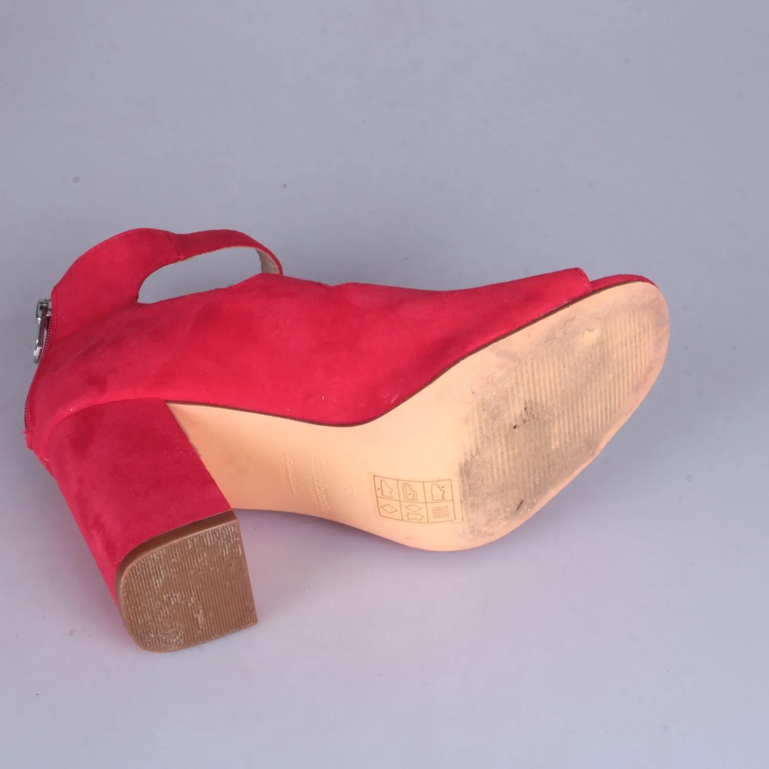 босоножки Primadonna
